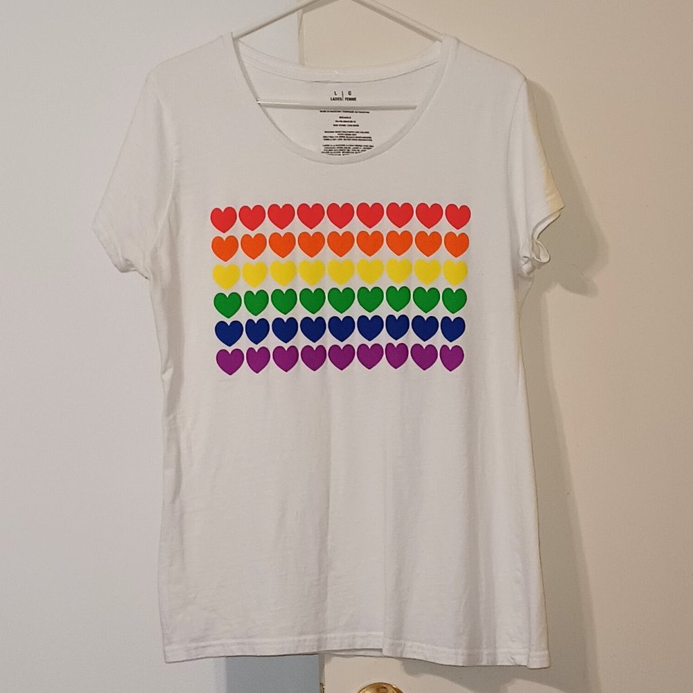White T-shirt w/ Hearts Colors of the Rainbow (Pride Shirt) Women's (Size Large)